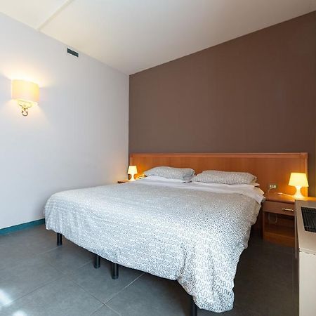 Hotel Miro モンテカティーニ・テルメ エクステリア 写真