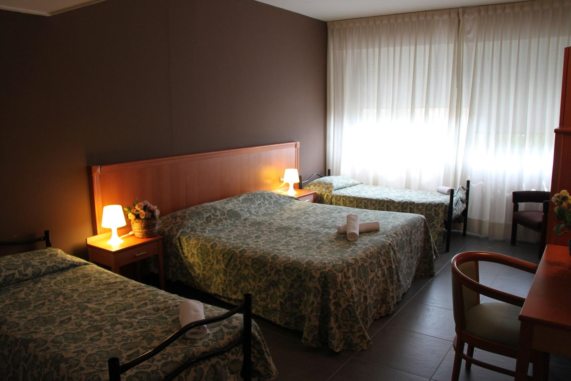 Hotel Miro モンテカティーニ・テルメ エクステリア 写真
