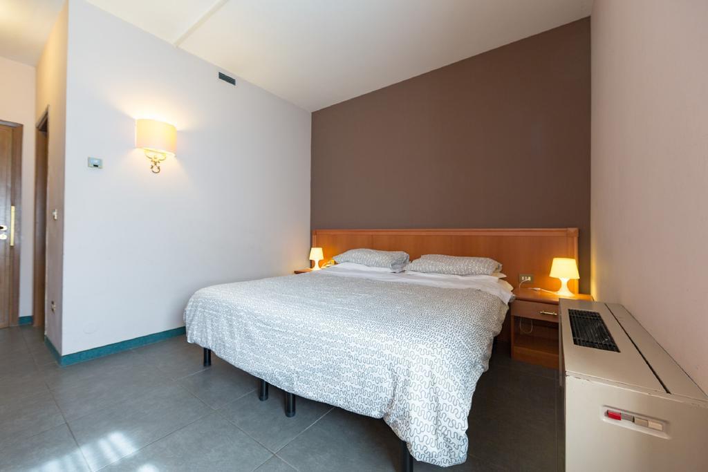 Hotel Miro モンテカティーニ・テルメ エクステリア 写真