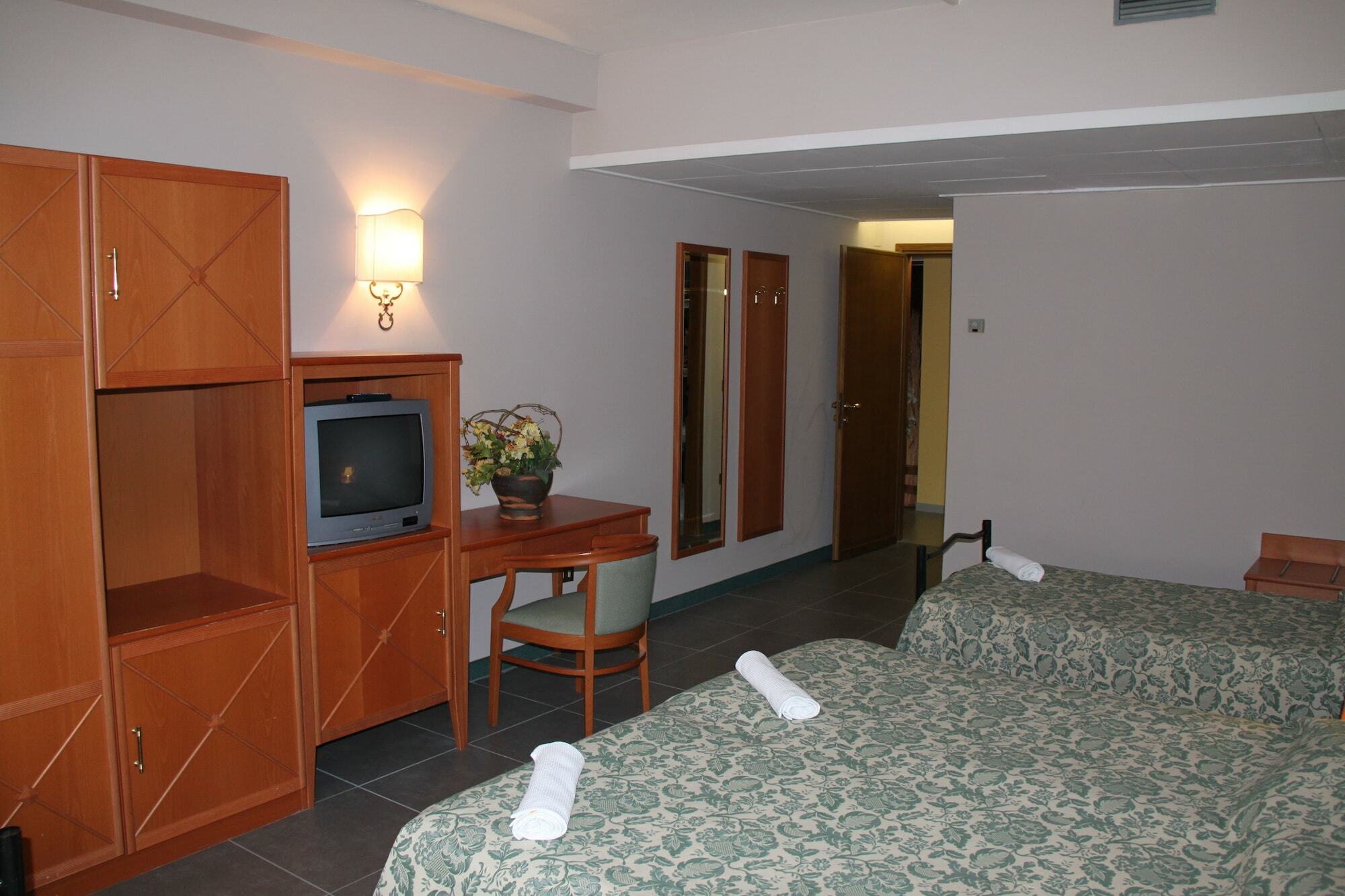Hotel Miro モンテカティーニ・テルメ エクステリア 写真
