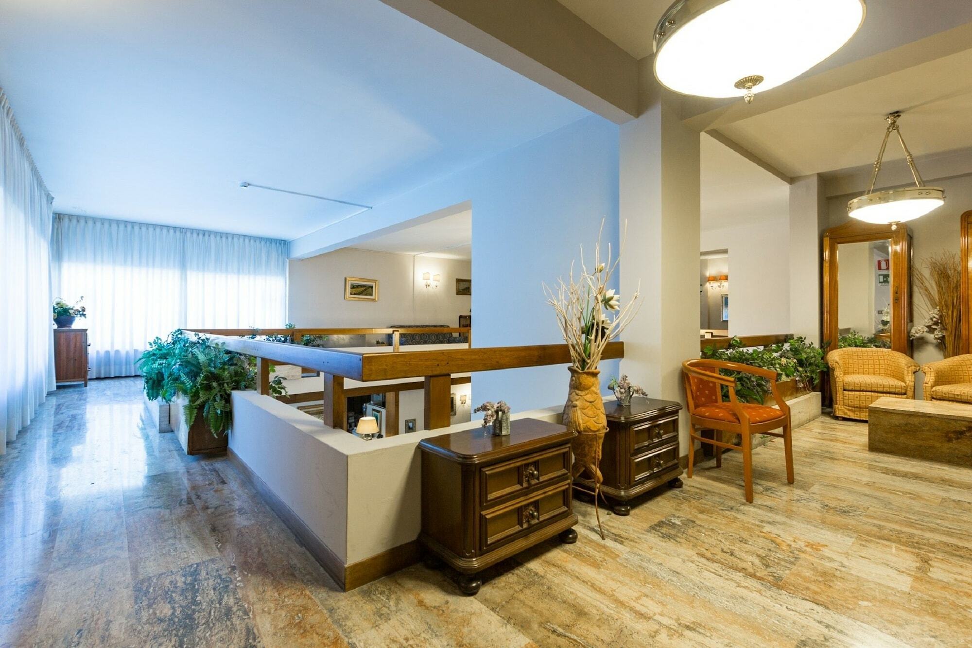 Hotel Miro モンテカティーニ・テルメ エクステリア 写真